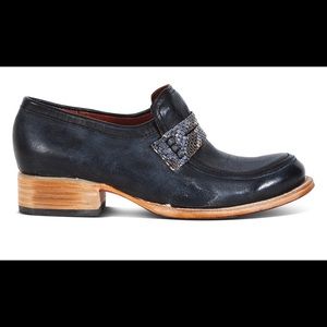 Freebird Navy Macbeth Loafers
